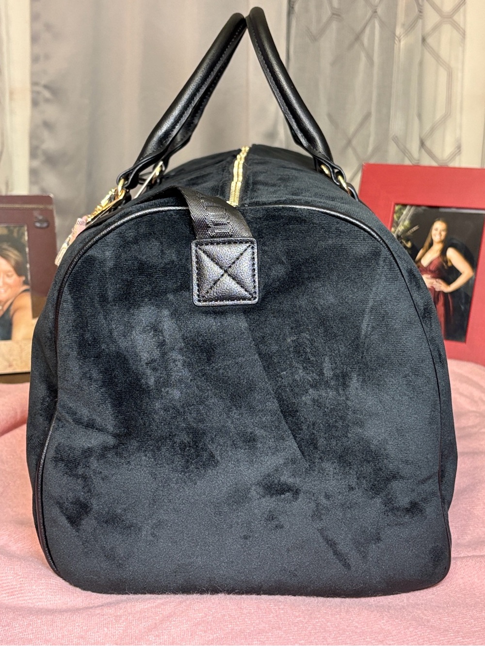 NWT Juicy Couture Black Velvet Weekender Boston Bag Adjustable Strap 19x10 - Picture 8 of 16